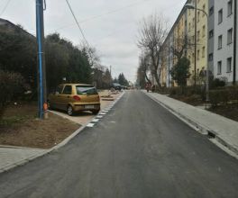 geodezyjna-obsluga-budowa-drog-parkingow (1).jpg