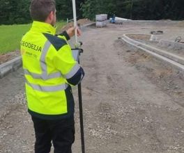 geodezyjna-obsluga-budowa-parkingu-szynwald (11).jpg